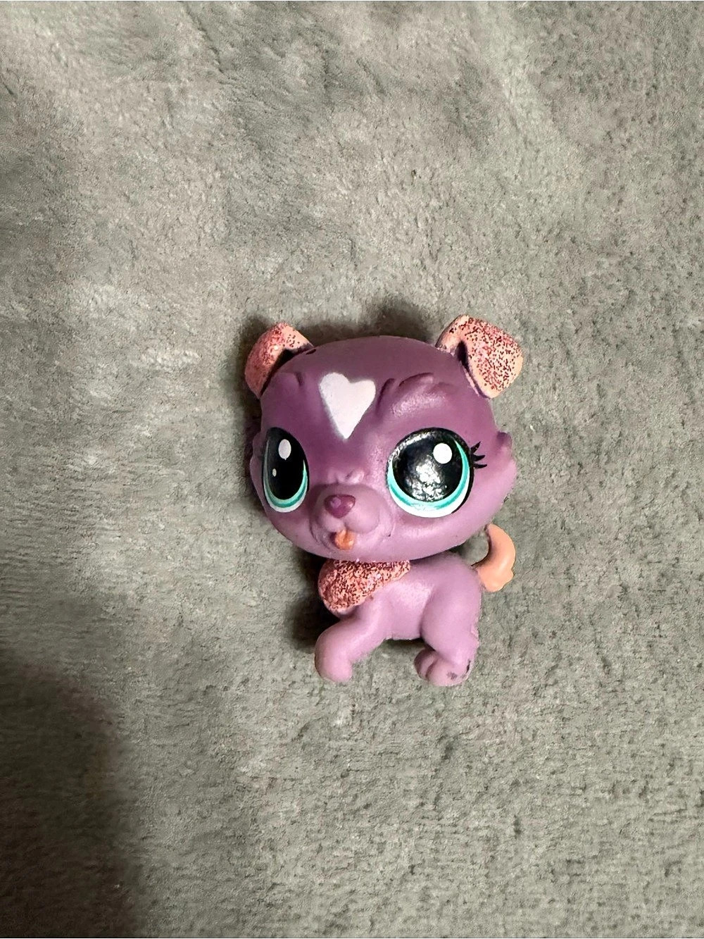 Littlest Pet Shop 174 Cherie Bow-Wow Purple Glitter Peekapoo Dog Purple & Pink